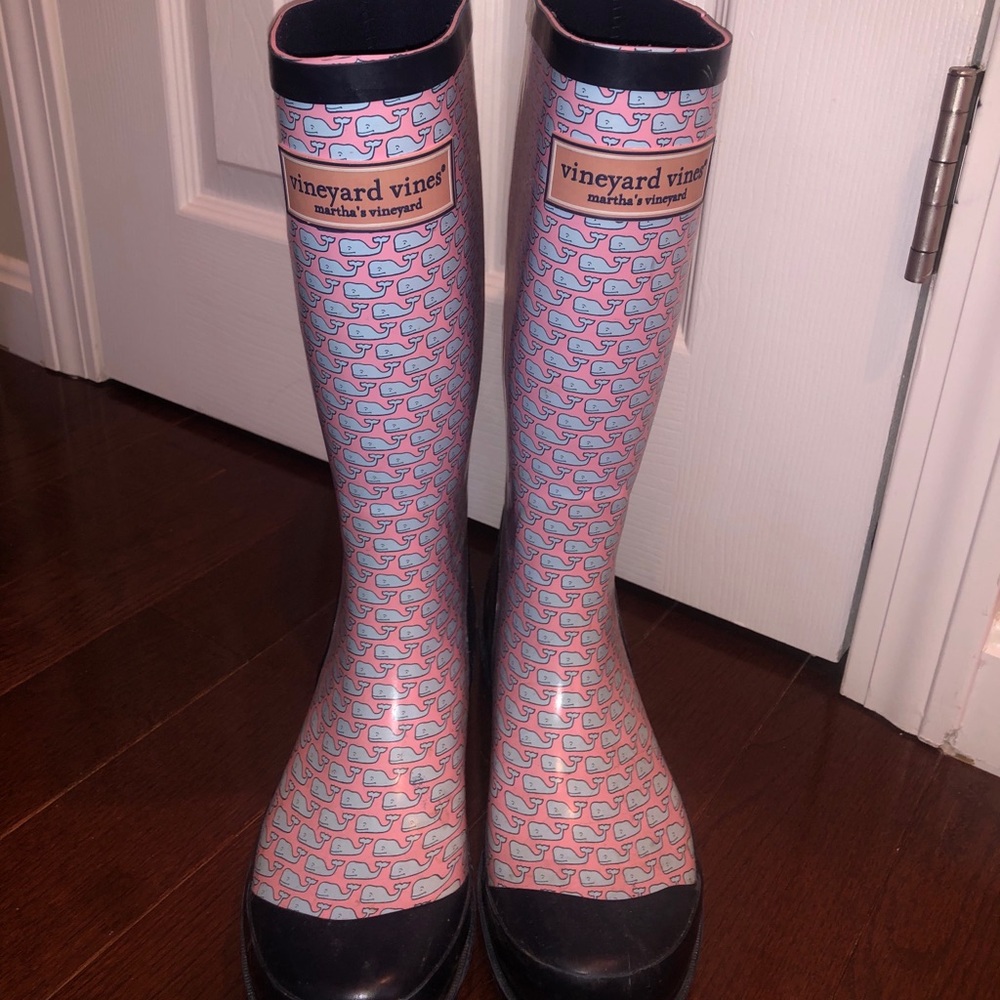 Vineyard Vines rain boots